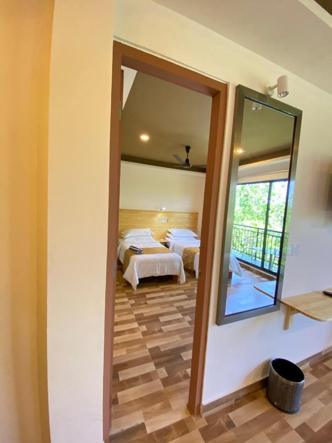 Paguro Seaview Hotel Bodufolhudhoo Exterior photo