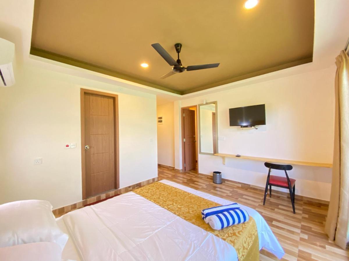 Paguro Seaview Hotel Bodufolhudhoo Exterior photo